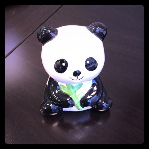 Lucky Panda Coin Bank - Picture 1 of 1